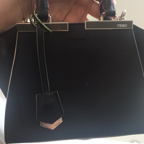 Mini fendi 3jours . Very cute❤️ - Picture 8 of 8